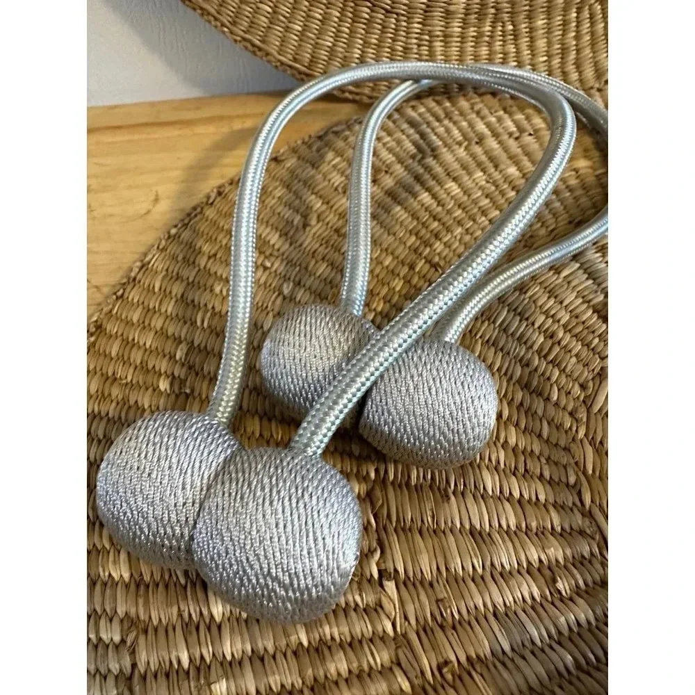 Set of 4 Magnetic Curtain holders